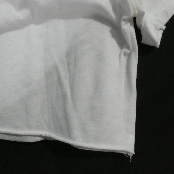 PEANUTS | large | Peanuts Graphic White Crop Top | Rolled Cuffs - Picture 15 of 15